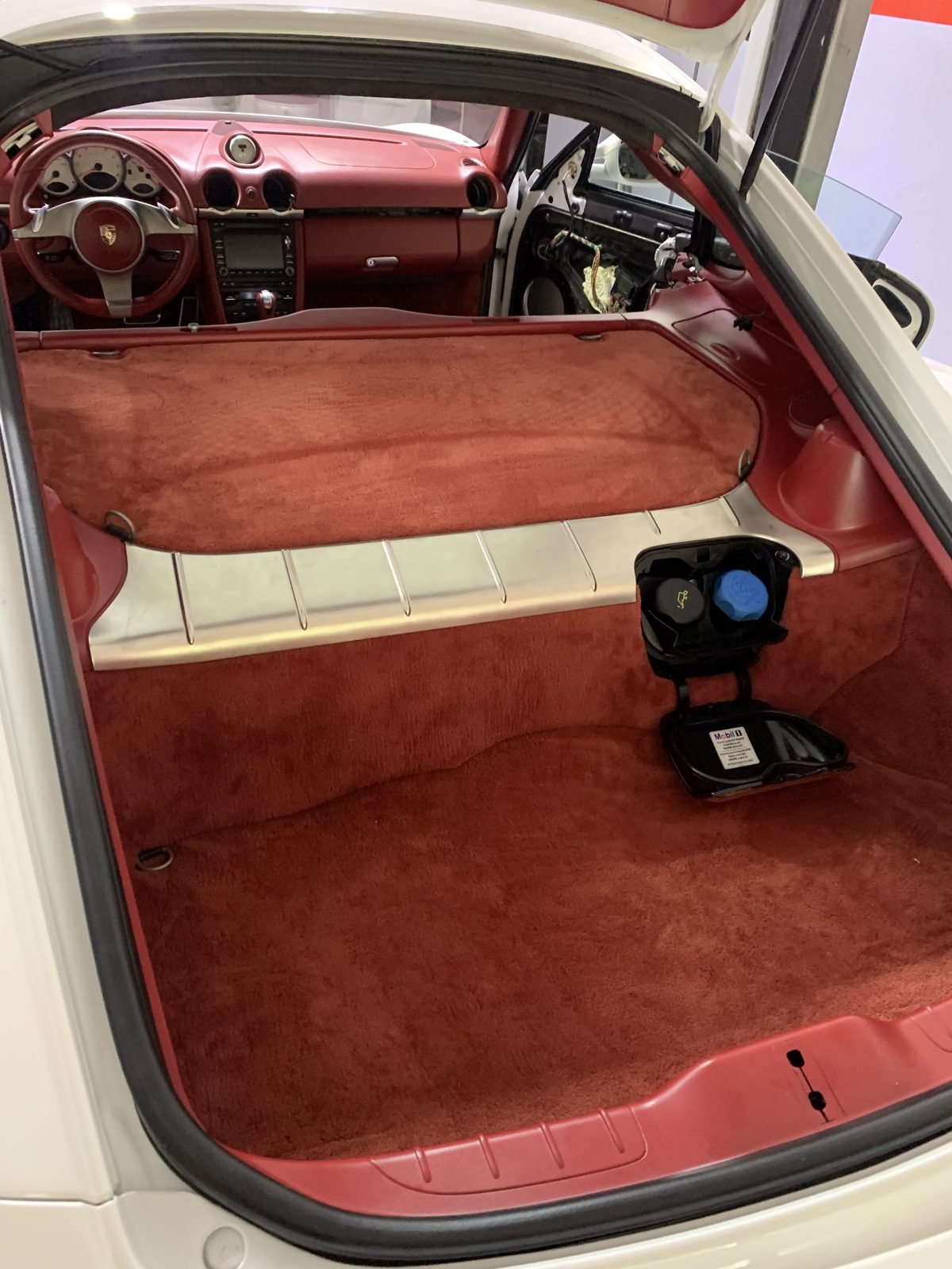 Porsche – kufor po renovácii interiéru