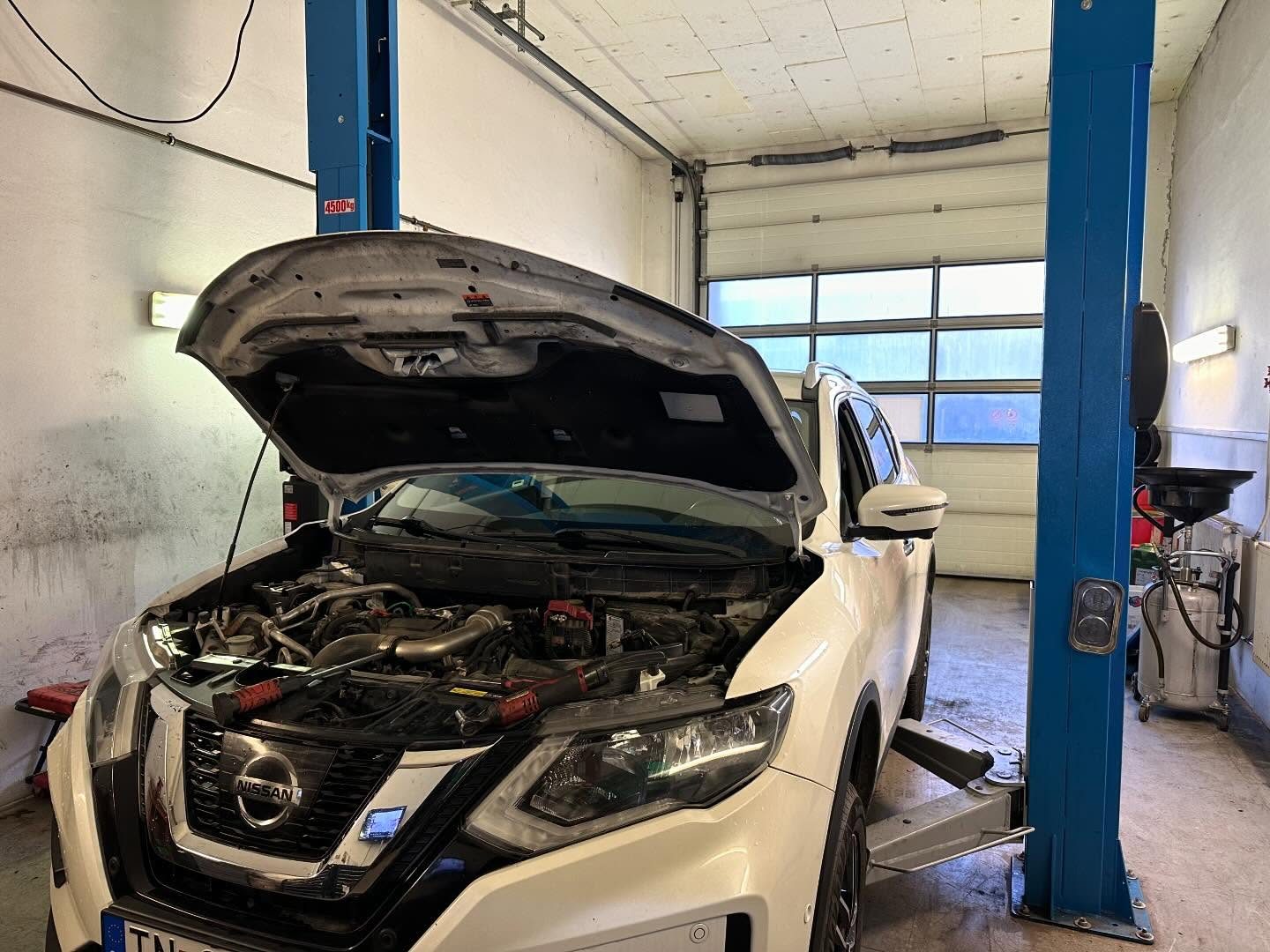 Nissan X trail výmena hydrodynamického meniča nové olejové filtre a prevodový olej.