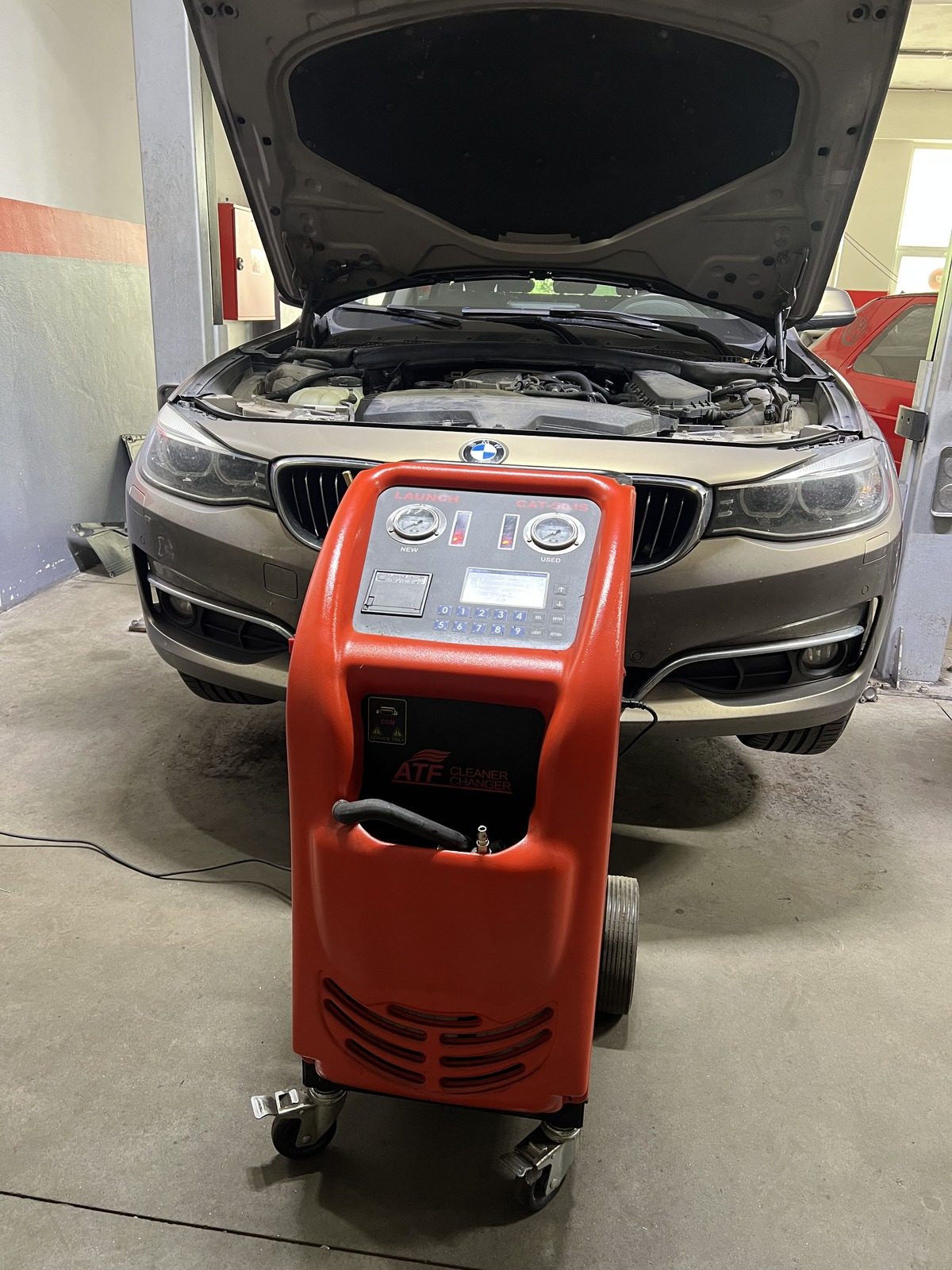 BMW — výmena oleja v automatickej prevodovke